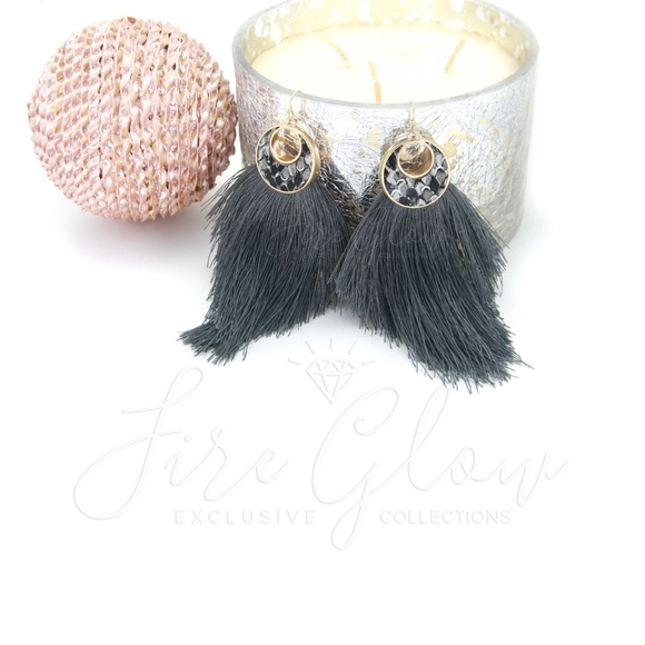 Tassel Earrings - Grey - Snake Print - Gold Tone - Picture 4 of 5